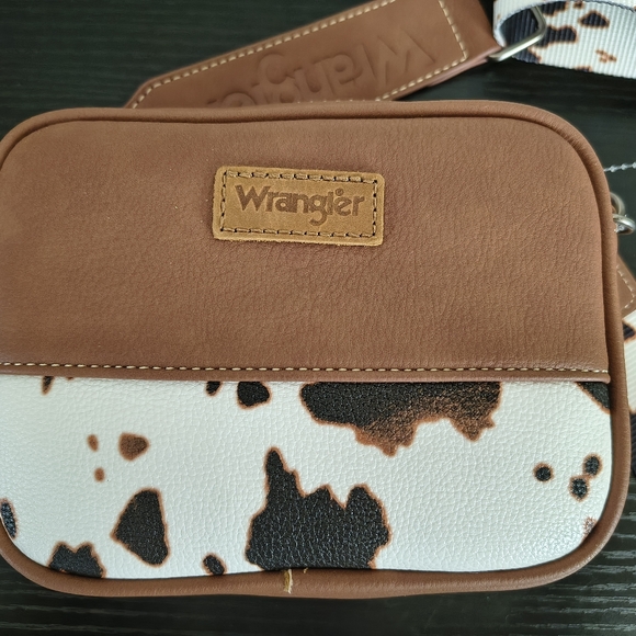 Wrangler Cow Print Brown and White Crossbody Bag - Picture 9 of 9